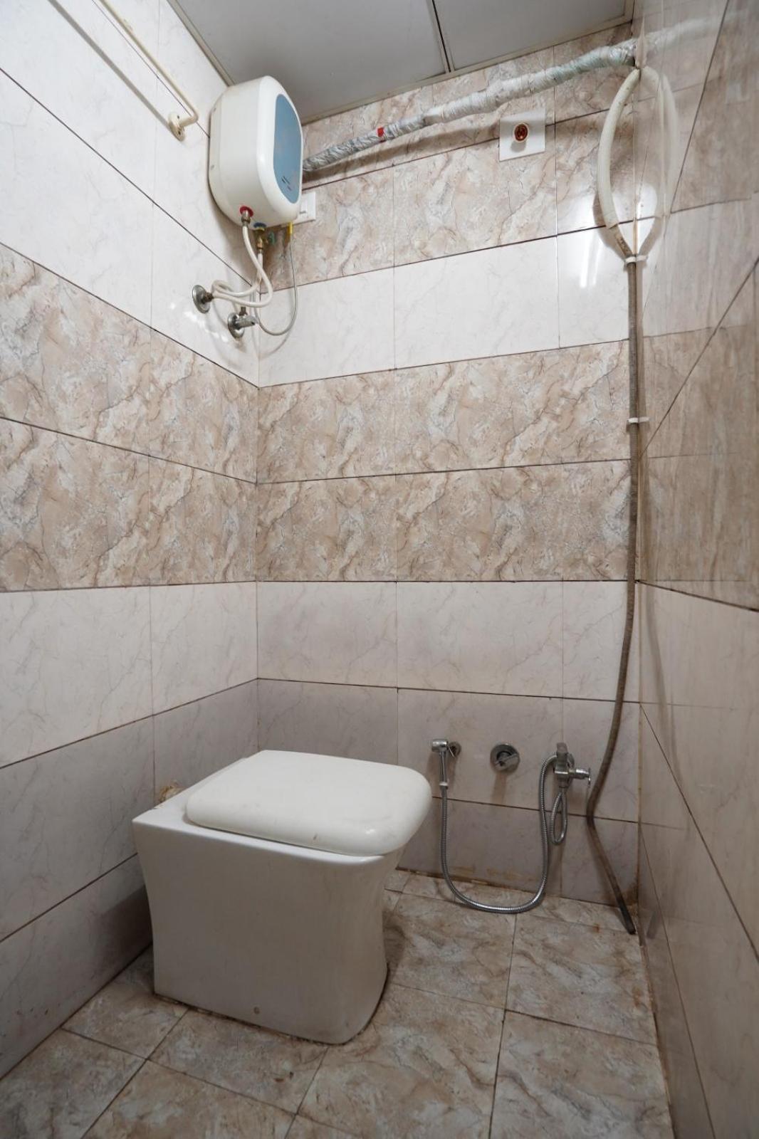 Hotel Sai Inn, Ahmedabad Airport Екстер'єр фото